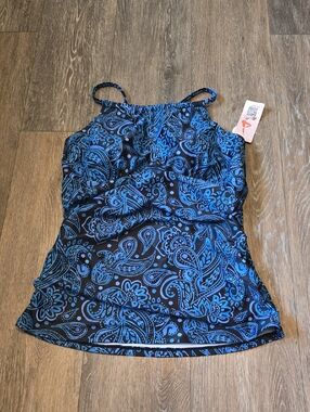 Attraco Sports Women's Medium Swim Suit Tankini Top New w/ Tags!